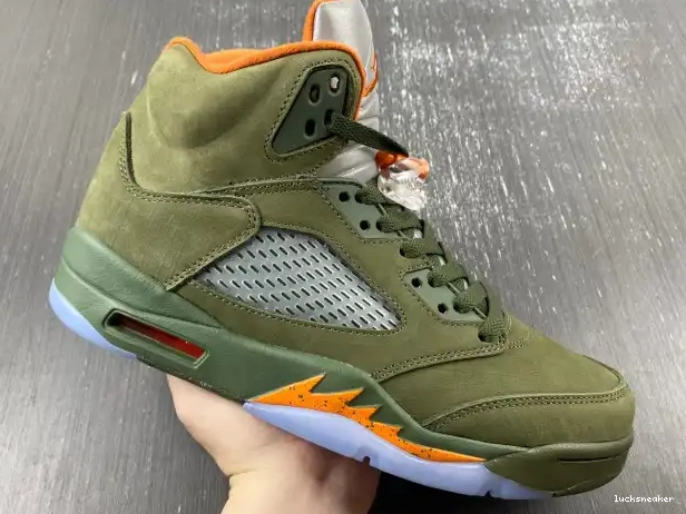 Hype LUCY Air Olive Jordan 5 DD0587-308 0221