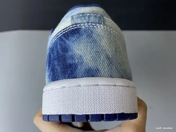 Hype LUCY Washed Low Jordan Air 1 CZ8455-100 Denim 0210