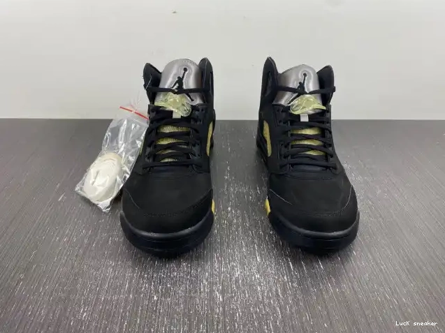 Hype LUCY 5 Maniere Air Jordan FD1330-001 Black x A Ma 0226