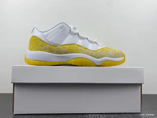 Hype LUCY Air AH7860-107 Snakeskin 11 Low Jordan WMNS Yellow 0225